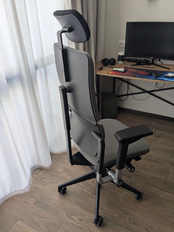 Эргономичное кресло Steelcase Please 2