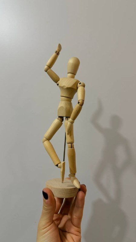 Фигурка деревянная
