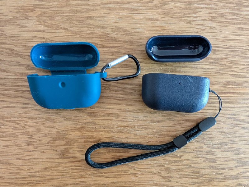 AirPods Pro 1 Gen Lightning, амбушюры M, 2 кейса 2