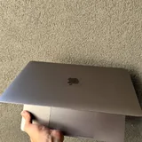 MacBook Pro 13” 256gb 3