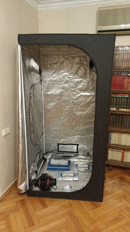 Бокс с вентиляторами и лампами 100х100х200