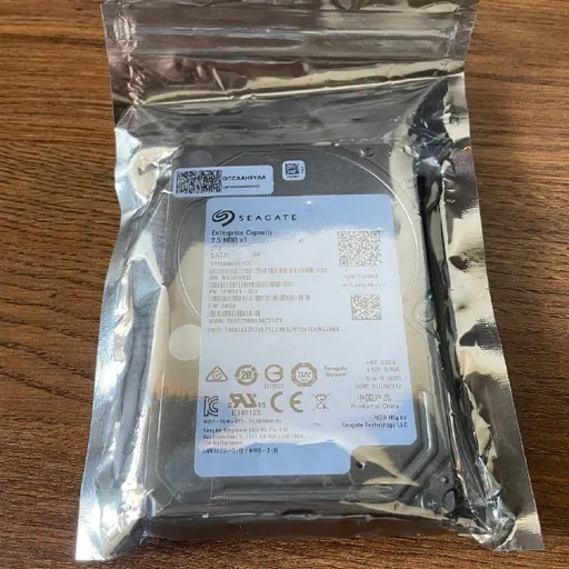 Жесткий диск Seagate 2 ТБ SATA 2.5"
