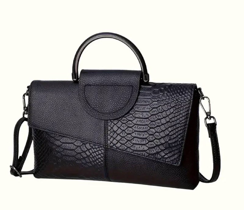 Черная маленькая сумочка-клатч 1