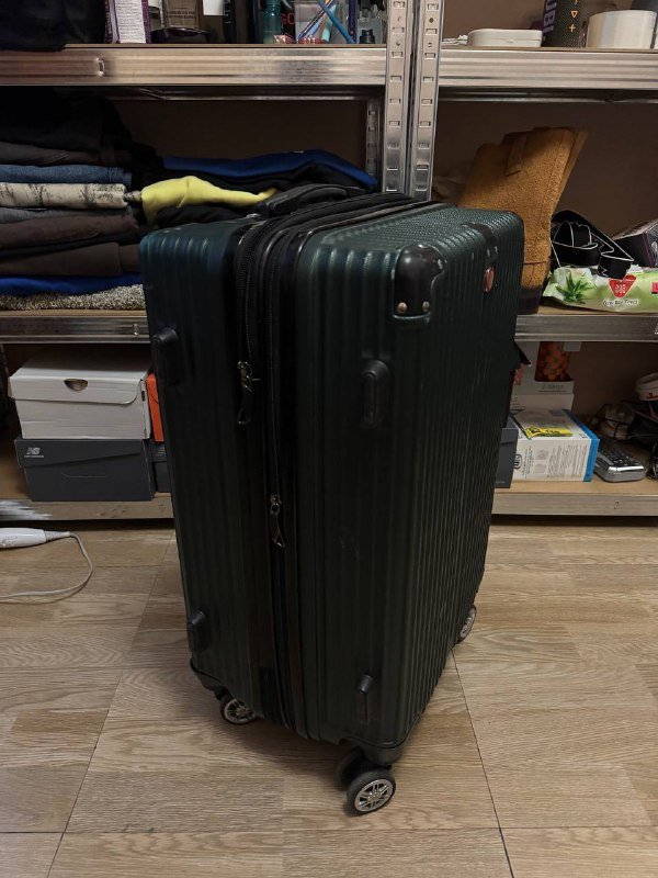 Чемодан 63x40x28 2