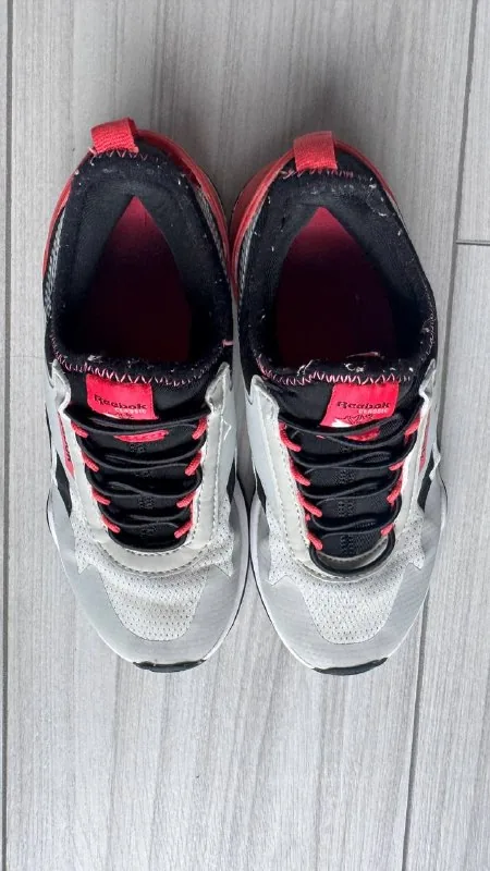 Кроссовки Reebok для девочки, 29 размер 1