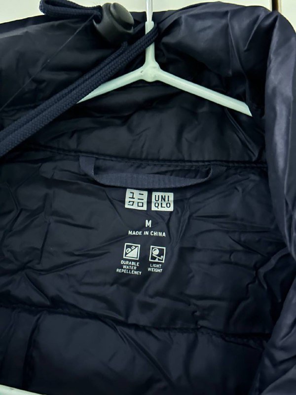 Жилет пуховый Uniqlo размер М 2