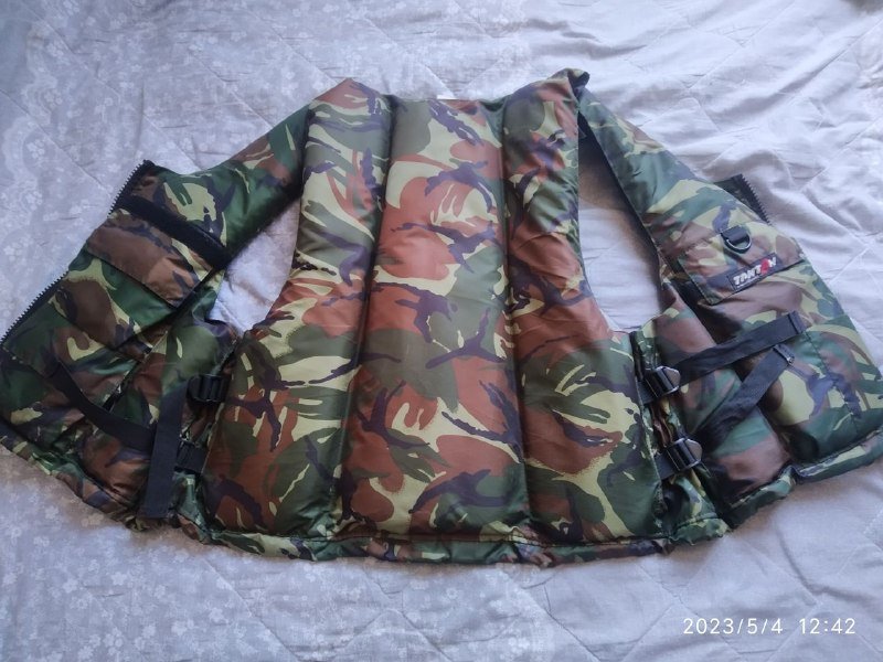 Спасательный жилет на взрослого 3
