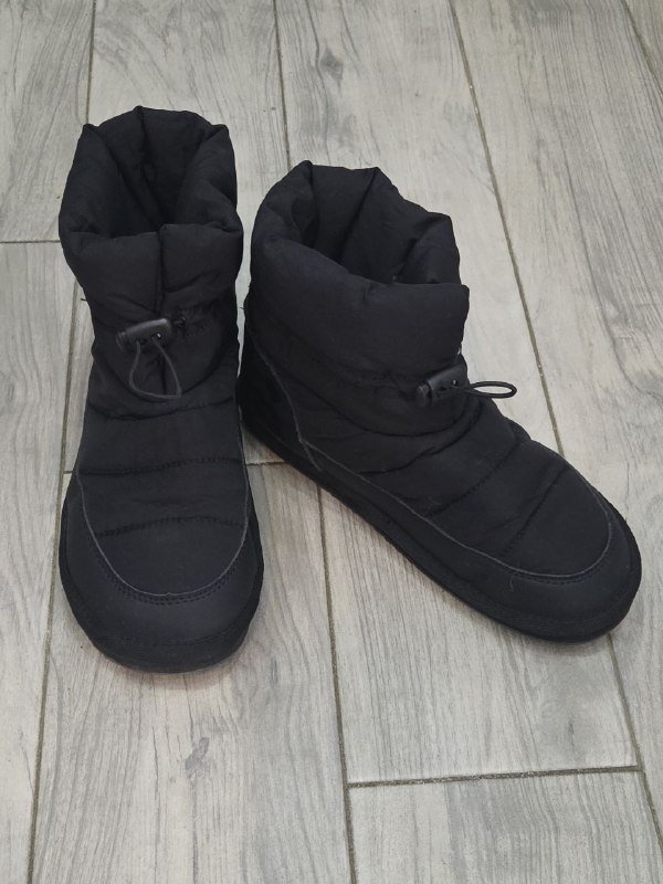 Женские черные зимние ботинки 38-39 размера 3