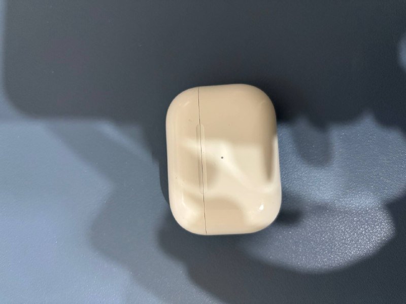 Apple AirPods 2, SoundCore Space One 3