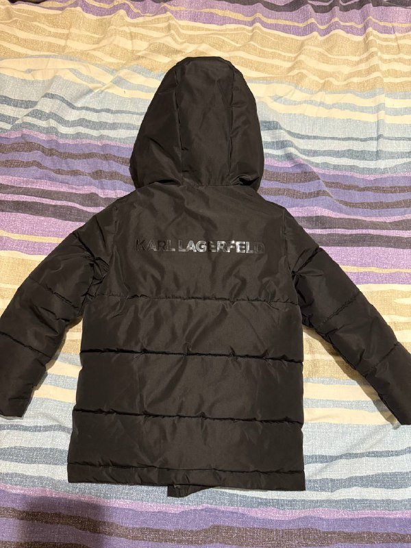 Пуховики, кроссовки, джинсы, штаны, кофта для мальчика 10