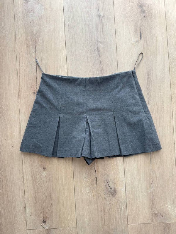 Юбка/шорты Zara, Водолазка, Корсет Zara, Топ Zara, Юбка/шорты, Боди, Сапожки Celine, Цепочка, Браслеты guess