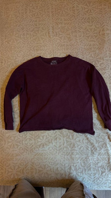 Кофта Zara, платья LC Waikiki, кофта Next, майка terranova, шорты Next, рубашка, куртка Stradivarius, купальник, кроссовки, Crocs 6