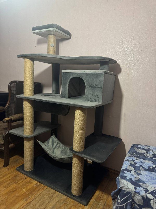 Домик для любимца из чистого дерева