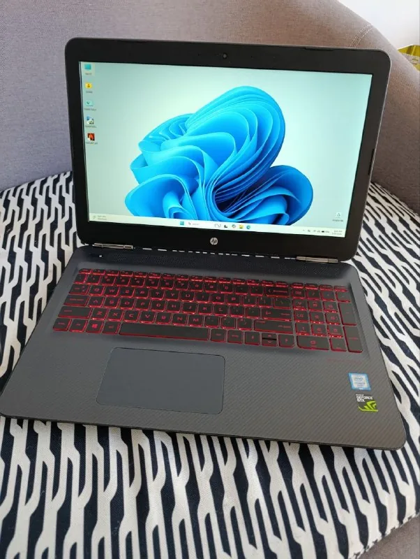 HP Omen 17 игровой ноутбук 1