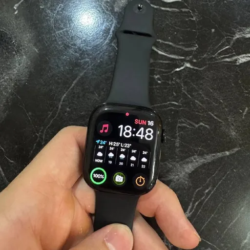 Apple Watch, Casio G-Shock, Edifice