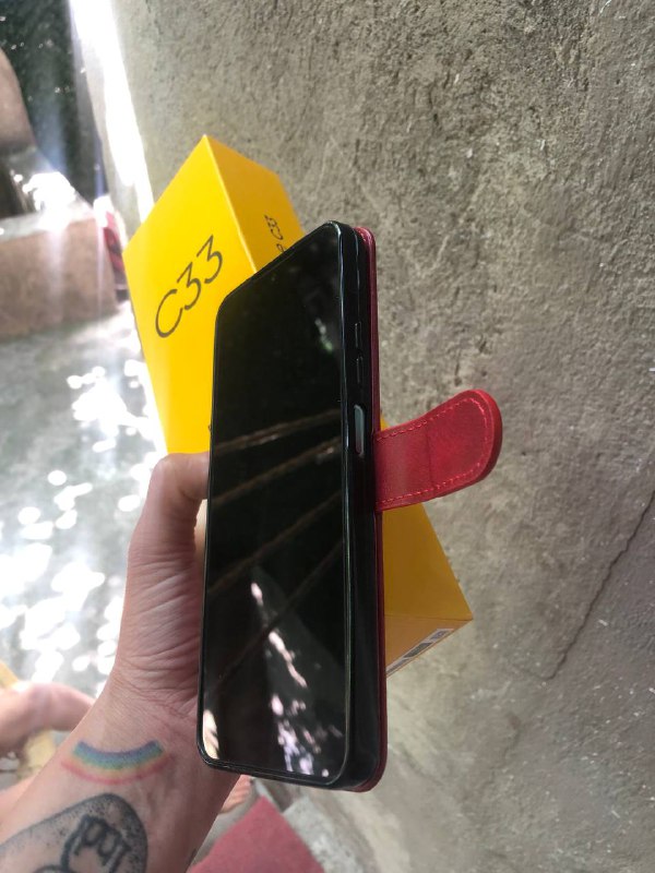 Смартфон realme c33 2