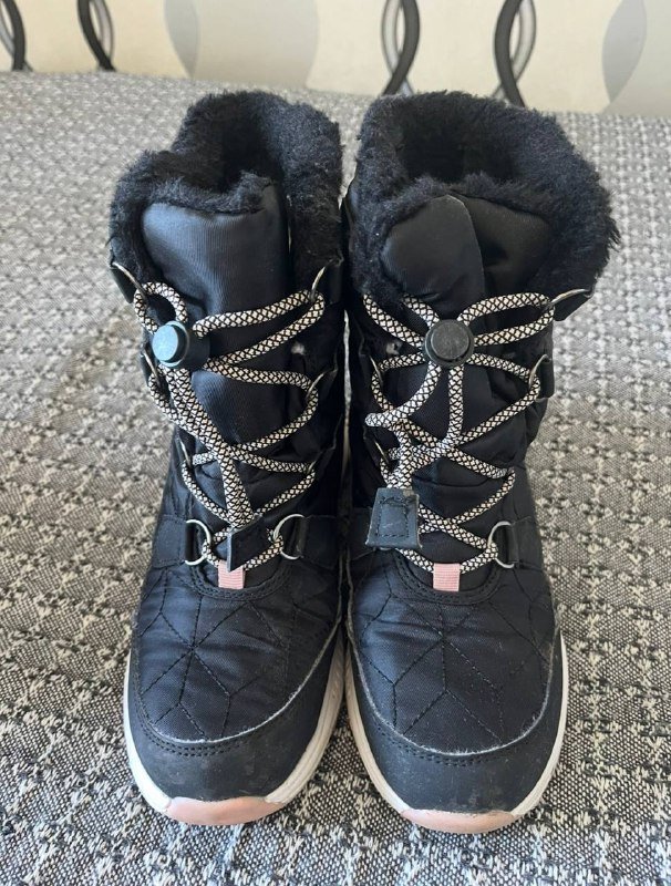 Горнолыжный зимний костюм и сапожки для девочки 3