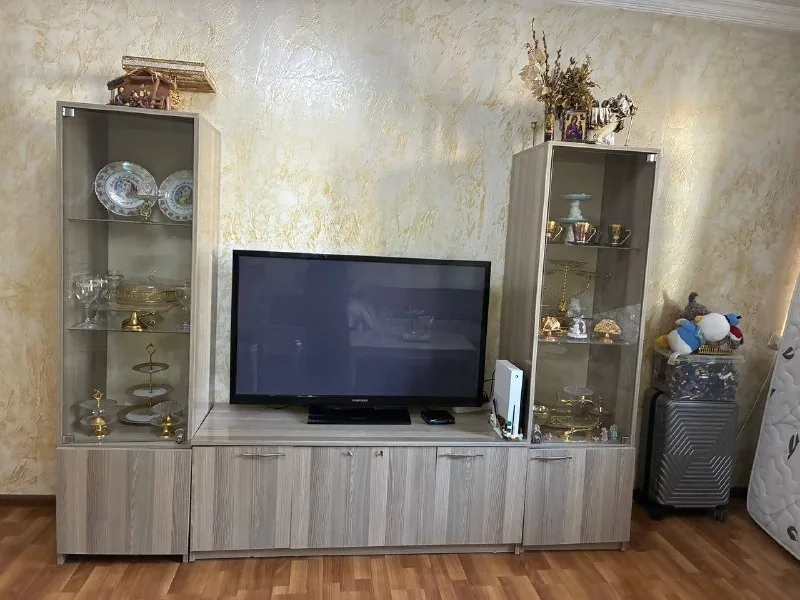 Гостиная мебель с телевизором
