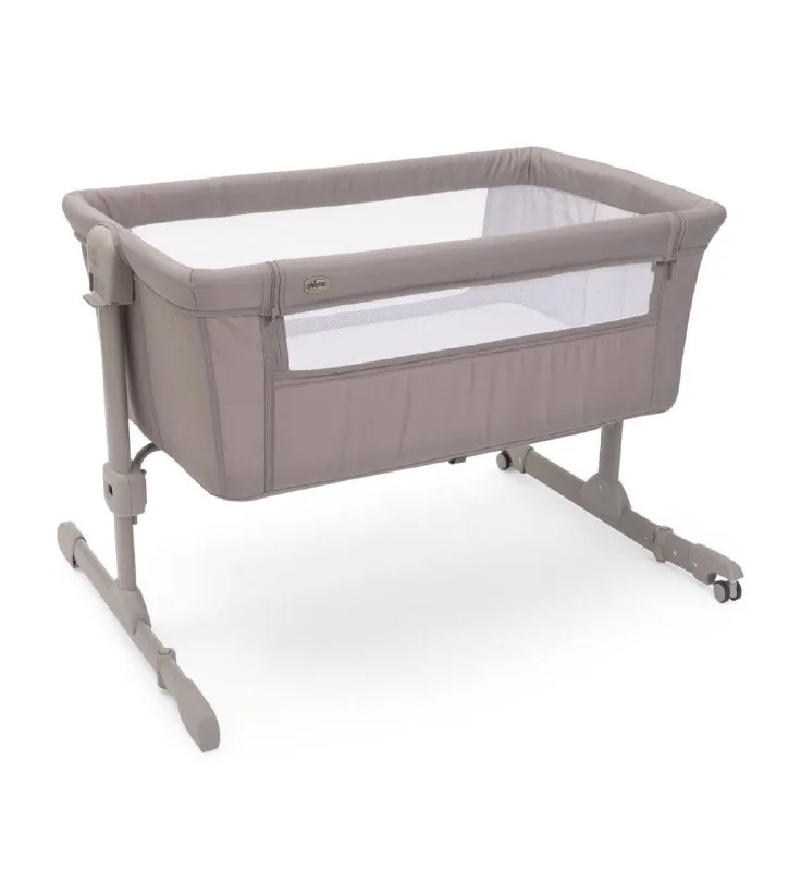 Кроватка Chicco Next2Me, пеленальный стол, ванночка, стойка Монтесори, шарф-слинг 1