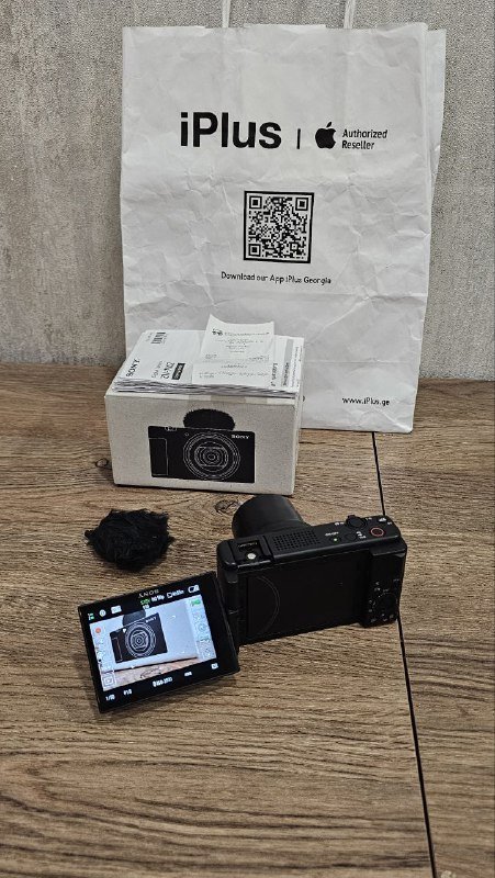 Фотоаппарат Sony с картами памяти 3