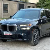 BMW X7 M Sport 1