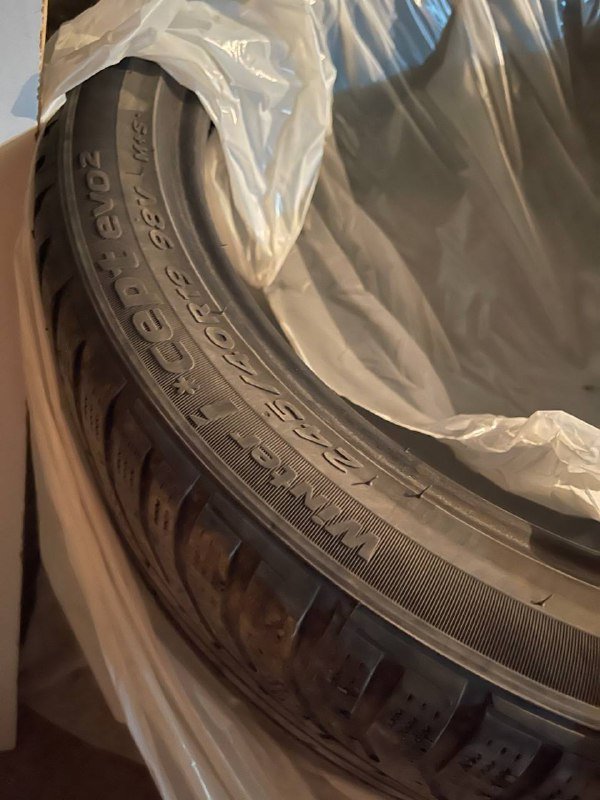 Шины Goodyear летние, Bridgestone зимние 7