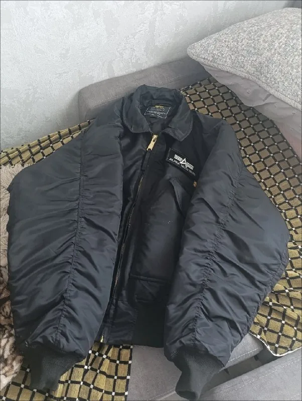 Бомбер Alpha Industries 1