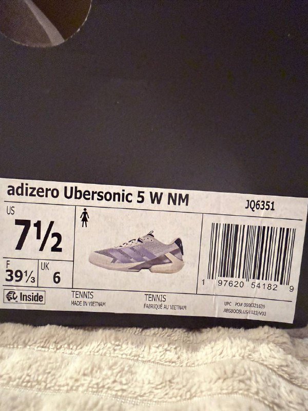 Кроссовки Adidas женские 39,1/3 размер 9