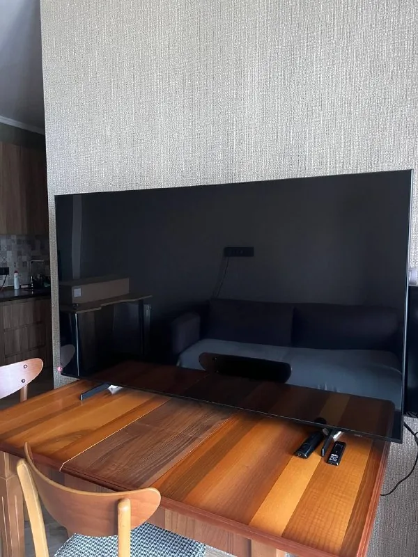 Samsung QLED телевизор 65" 1