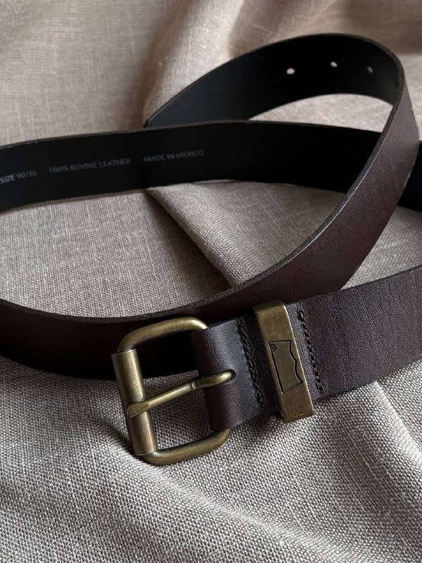 levis кожаный ремень темно коричневый 2