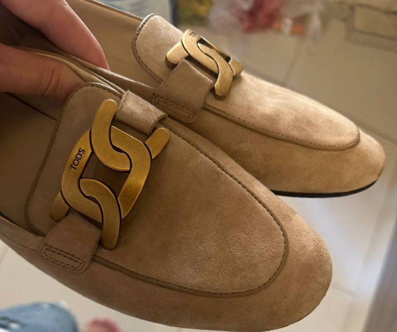 Женские лоферы Tod's замшевые с металлической цепочкой 4