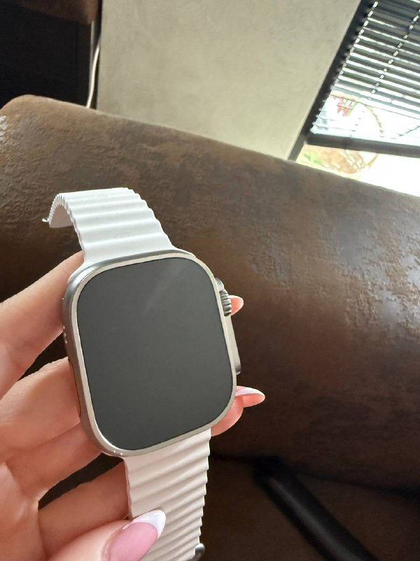 Apple Watch Ultra 2 Titanium Ocean White Band 2