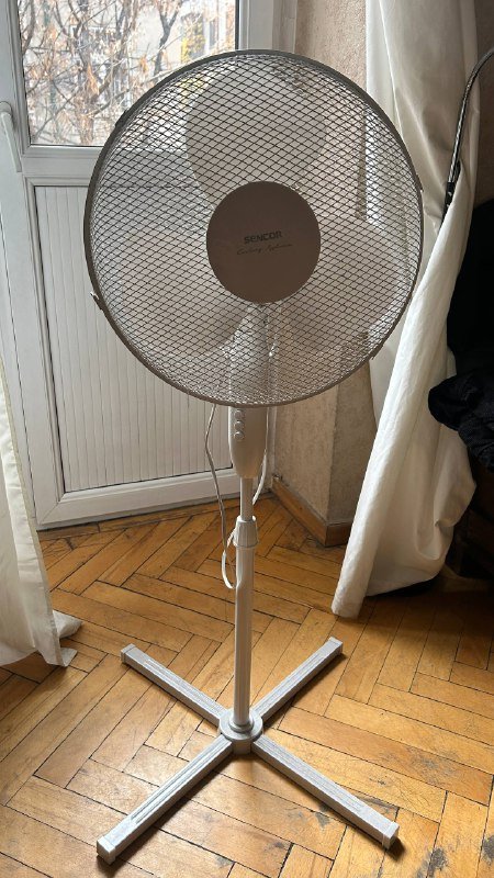 чайник Hausberg, робот пылесос Xiaomi s20, микроволновка Samsung, рейл для одежды, полка для обуви, сушилка для белья, фен Philips, вентилятор Sencor 8