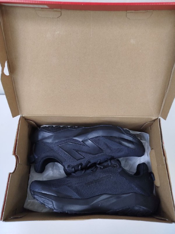 Спортивные оригинальные кроссовки New Balance 4