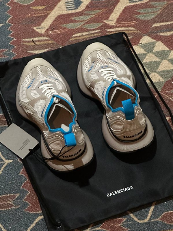 кроссовки balenciaga circuit