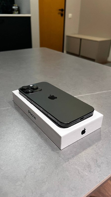 iPhone 16 Pro Max 256GB 2