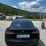 Tesla Model 3 2019 4
