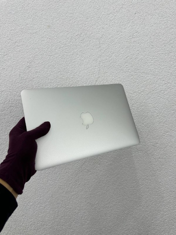 MacBook A1465 11-inch 2015 с 16GB оперативной памятью 2
