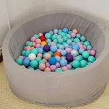 Детский бассейн с шарами, стол, стулья, горка, игрушки, тарелки 1