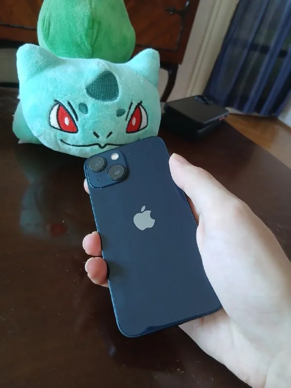 iPhone 13 128 ГБ 1