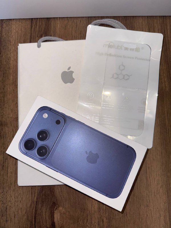 iPhone 17 Pro 256 ГБ голубой