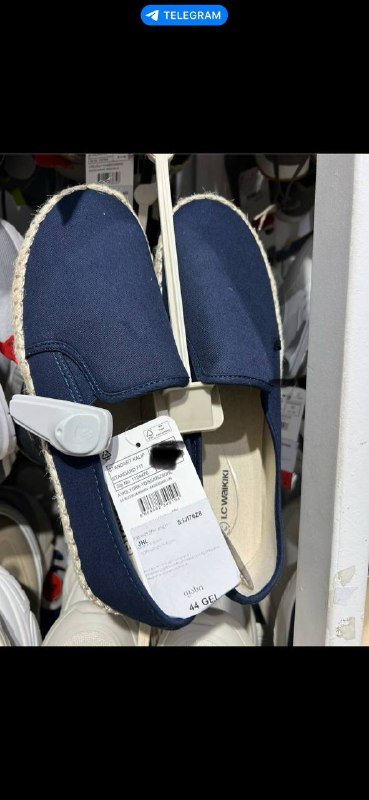 Кроссовки LC Waikiki 42 размер