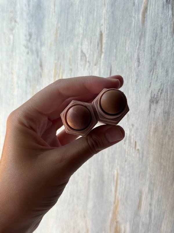 Стики Fenty Beauty контуринг и хайлайтер румяна Suede Sinamon 4