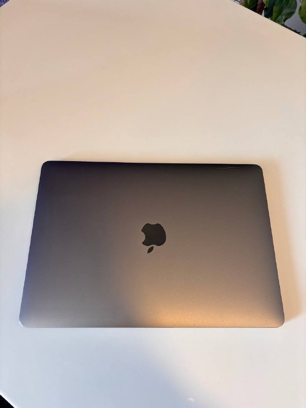 Macbook Pro 2017 i5 8/128 GB 3
