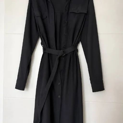 Платье Lacoste, жилет Koton, сарафан Jummy Key, босоножки CHARLES & KEITH