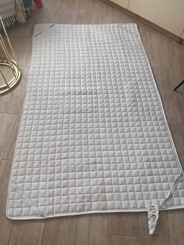 Наматрасник, шампуры, женская куртка, пальто, плащ, клеенка, тапочки резиновые 2