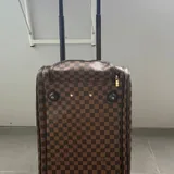 Travel bag with 2 wheels 3