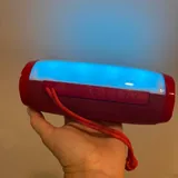 Портативная Bluetooth-колонка с подсветкой 2