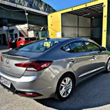 Hyundai Elantra 2019 4