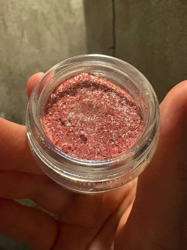 Сияющие тени для век Vivienne Sabo 2